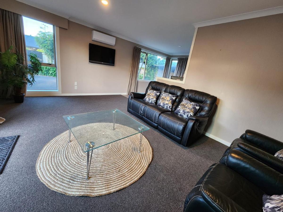Endeavour Adventures Apartment Hamilton Luaran gambar